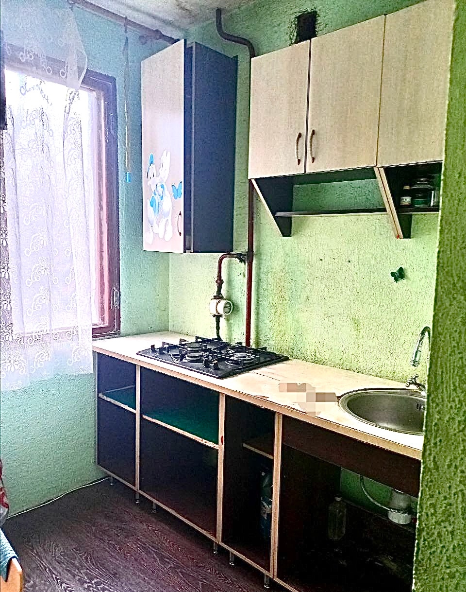 Продается 3к квартира на ул. Тульская (р-н кв. Дзержинский) 📐Площадь: 61,3 м², этаж 2/5 ✔️Изолированные комнаты — каждый уголок для вашего уюта. ✔️Косметический ремонт, жилое состояние. ✔️Частично заменены окна на м/п. ✔️Раздельный санузел, ✔️Большая часть мебели остаётся. 📍 Рядом детсад, школы, магазины и тр...